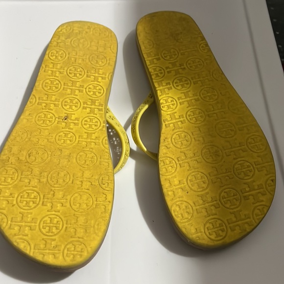 Tory Burch Flip Flops Size 9 - Picture 4 of 4